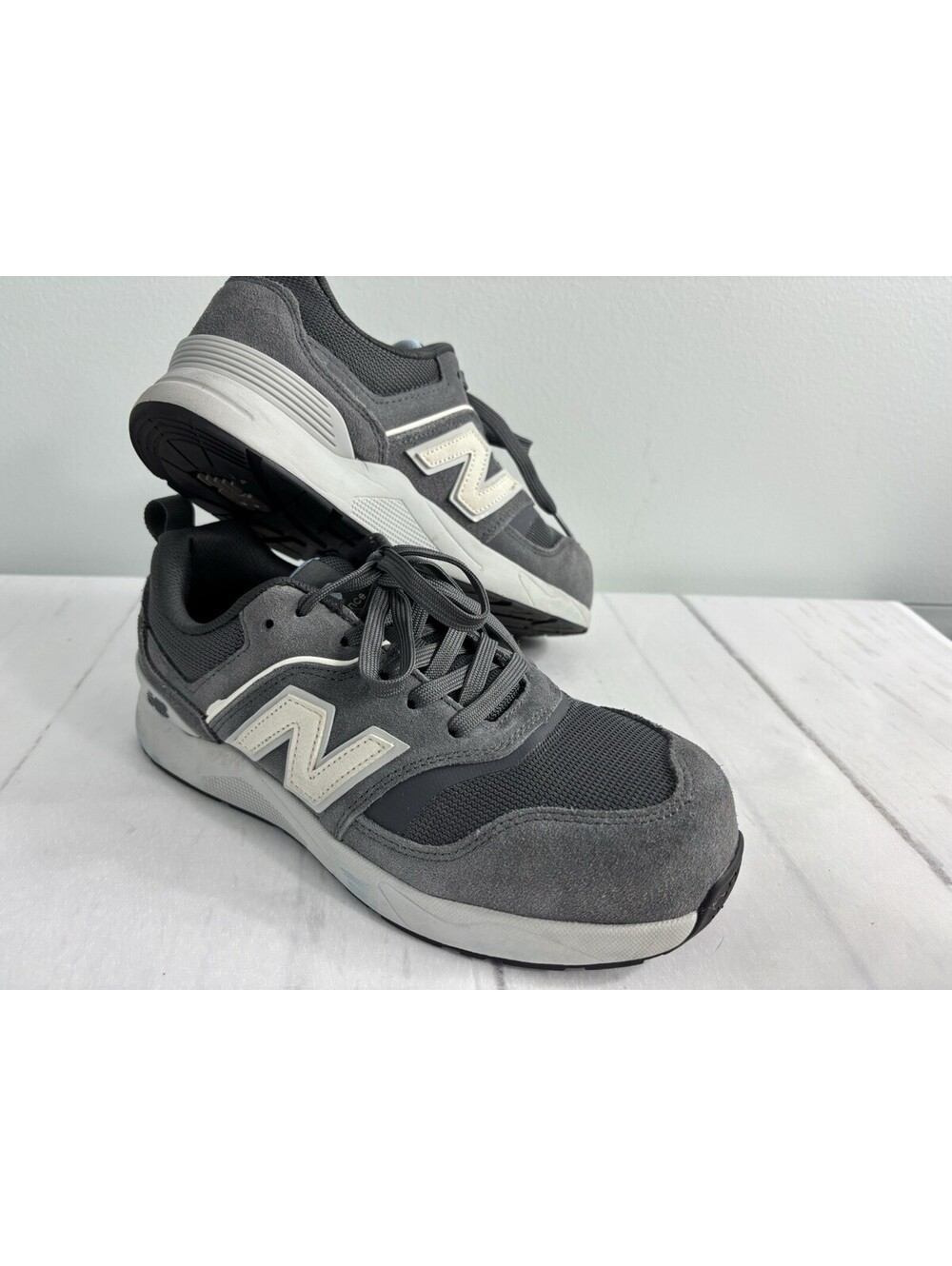 New Balance Women's Sz 8.5 Elite Lite Composite Toe Work Shoes  WUELEHM2